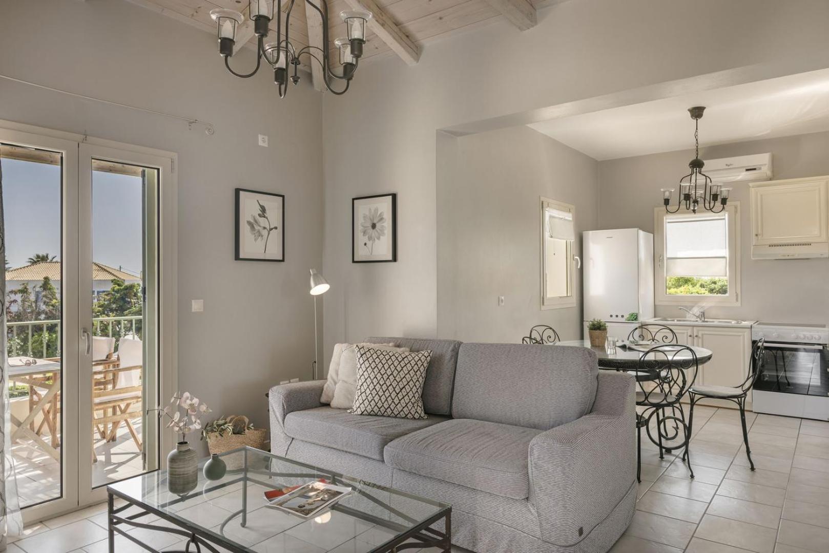 The Seasons Villa Svoronata Exterior photo
