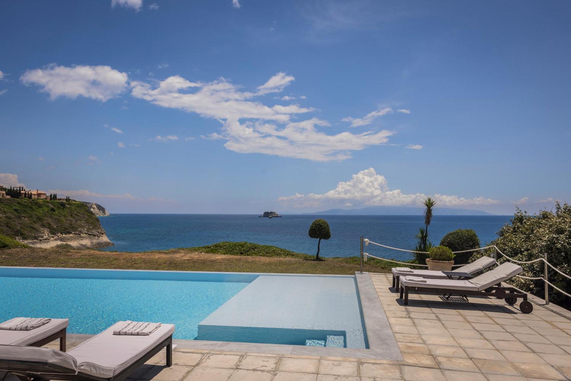 The Seasons Villa Svoronata Exterior photo